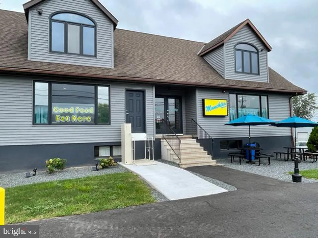 Central NJ/Bucks County, PA Real Estate | View 8329 Easton Rd | Listing