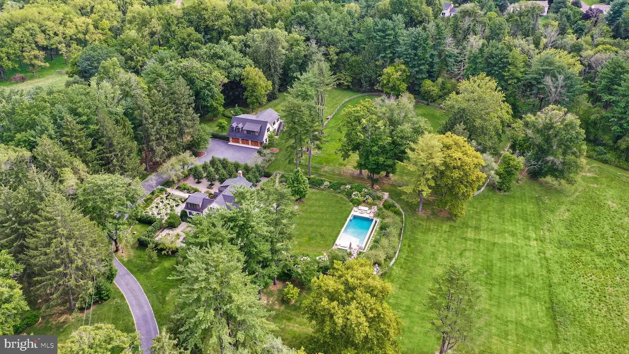 Central NJ/Bucks County, PA Real Estate | View 7043 Phillips Mill Rd | Listing