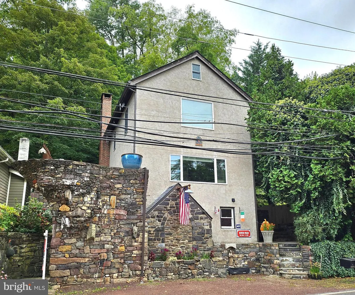 Central NJ/Bucks County, PA Real Estate | View 4872 River Rd | Listing