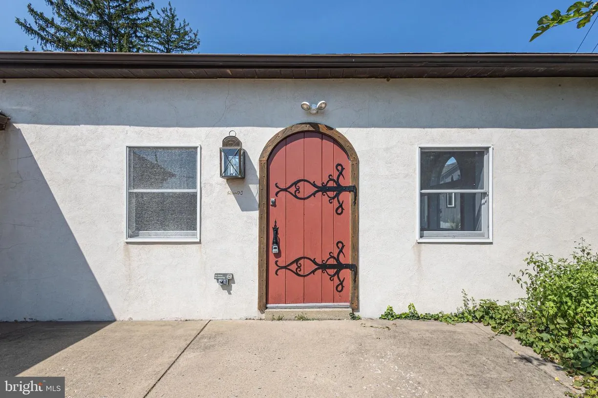Central NJ/Bucks County, PA Real Estate | View 2537 Bogarts Tavern Rd | Listing