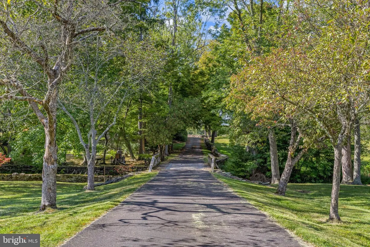 Central NJ/Bucks County, PA Real Estate | View 6693 Groveland Rd | Listing