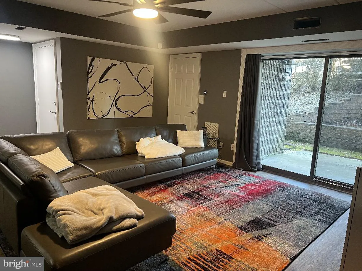 Central NJ/Bucks County, PA Real Estate | View 157 Sunbury Court | Listing