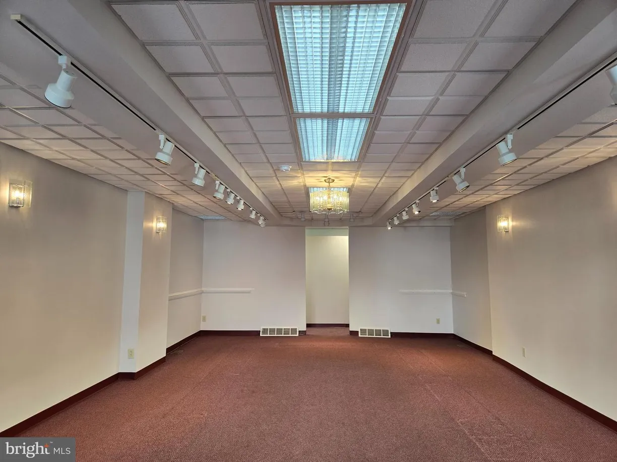 Central NJ/Bucks County, PA Real Estate | View 28 W State St | Listing