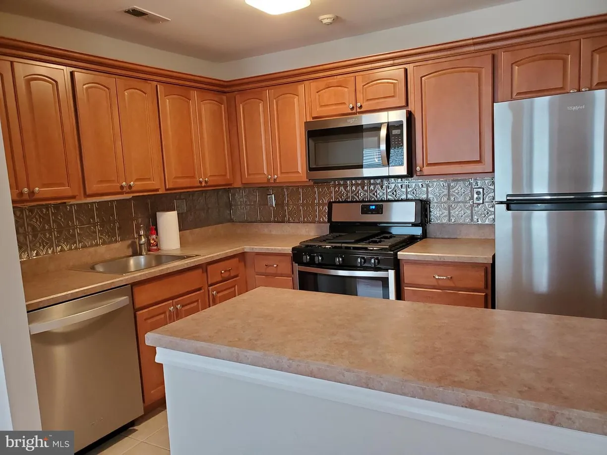 Central NJ/Bucks County, PA Real Estate | View 701 Diamond Dr | Listing