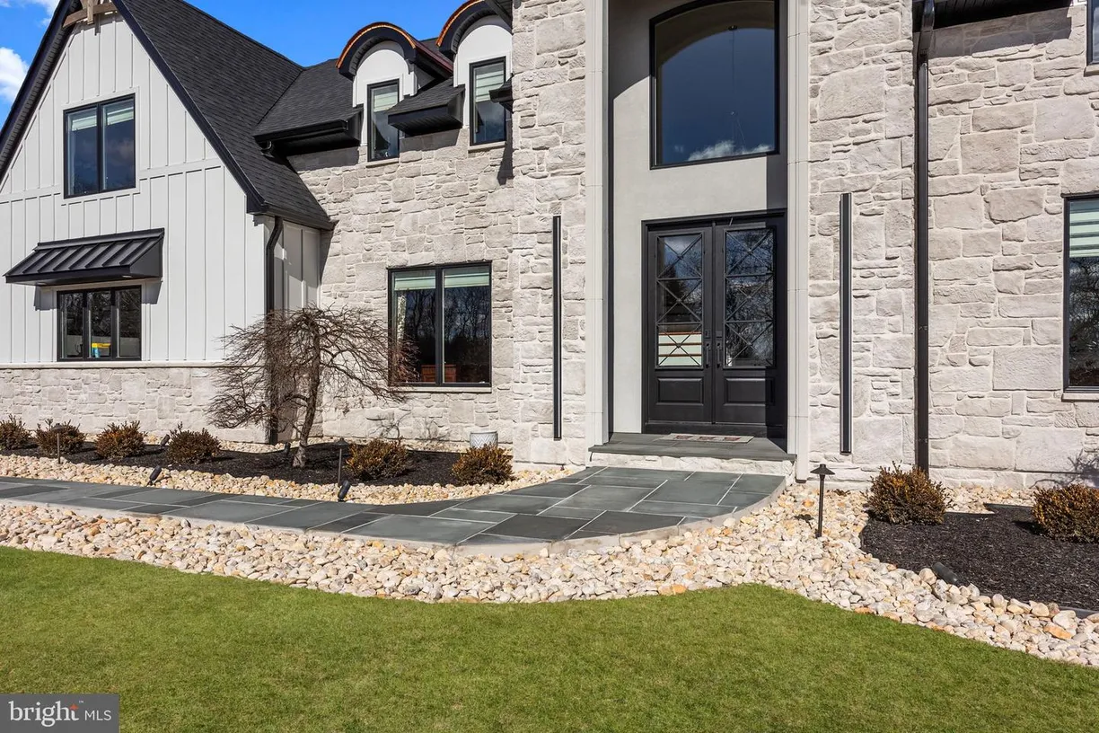 Central NJ/Bucks County, PA Real Estate | View 7 Buckman Dr | Listing