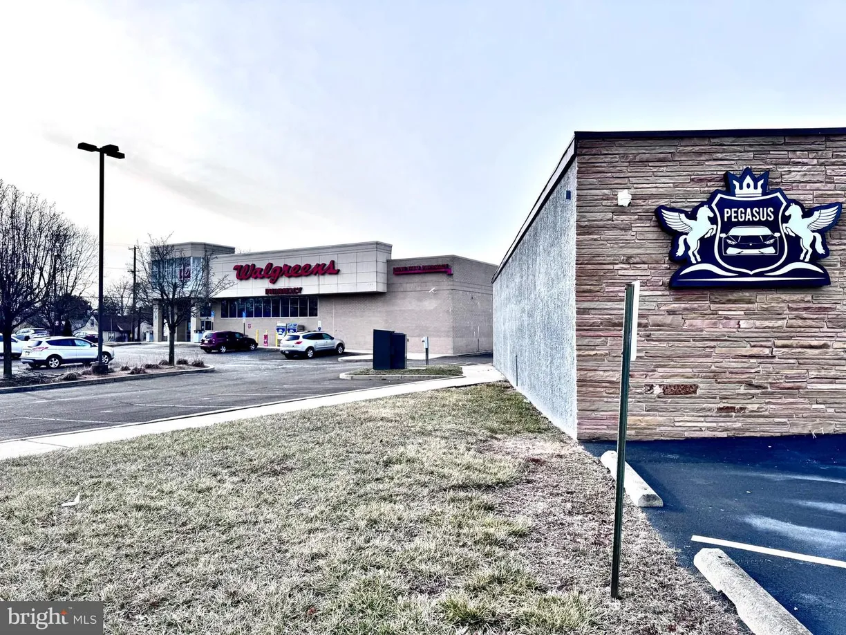 Central NJ/Bucks County, PA Real Estate | View 40 York Rd | Listing