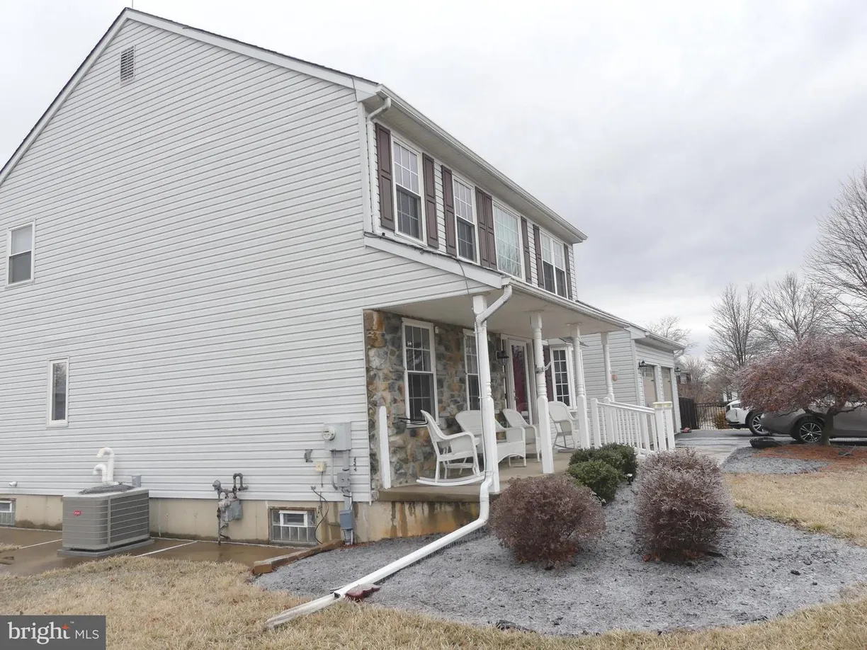 Central NJ/Bucks County, PA Real Estate | View 5820 Sarahs Ln | Listing