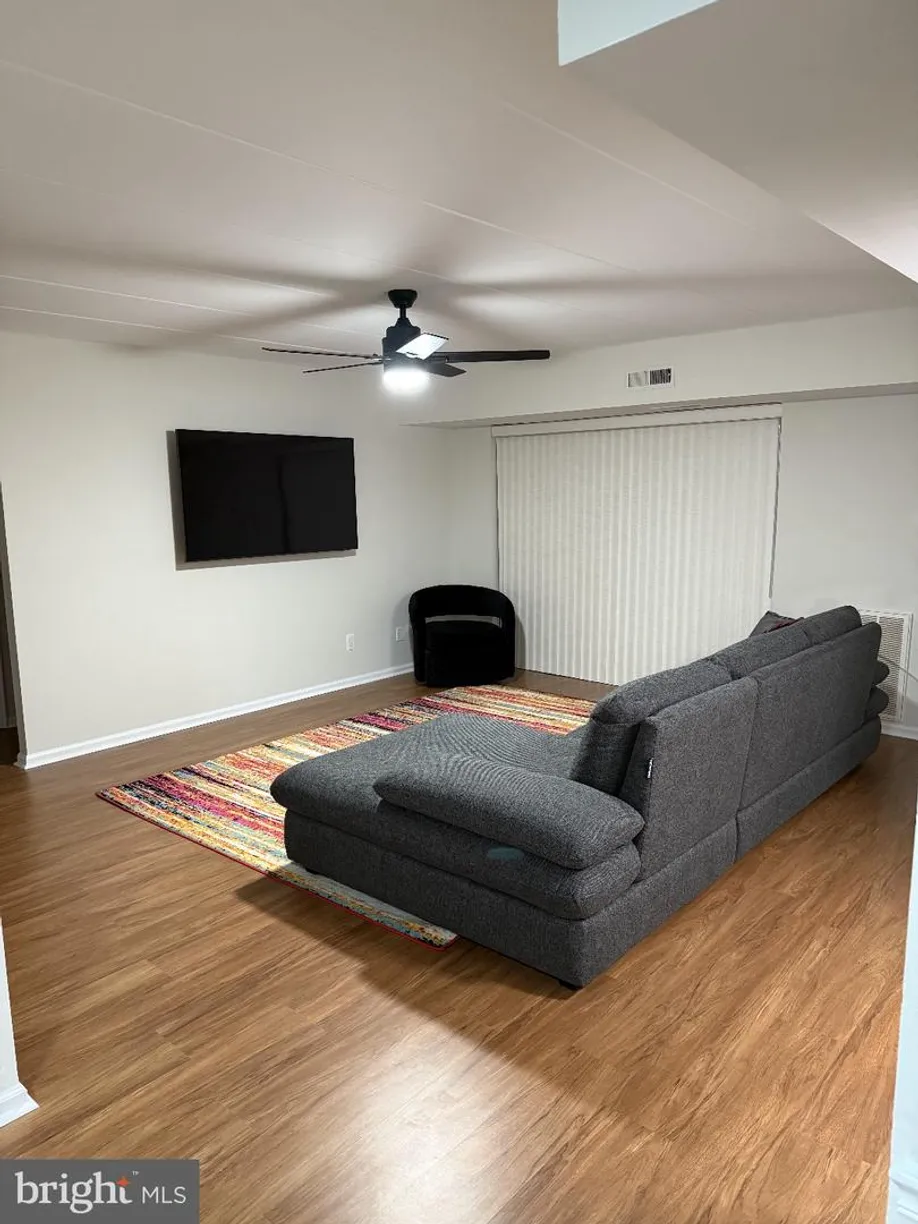 Central NJ/Bucks County, PA Real Estate | View 281 E Village Rd | Listing