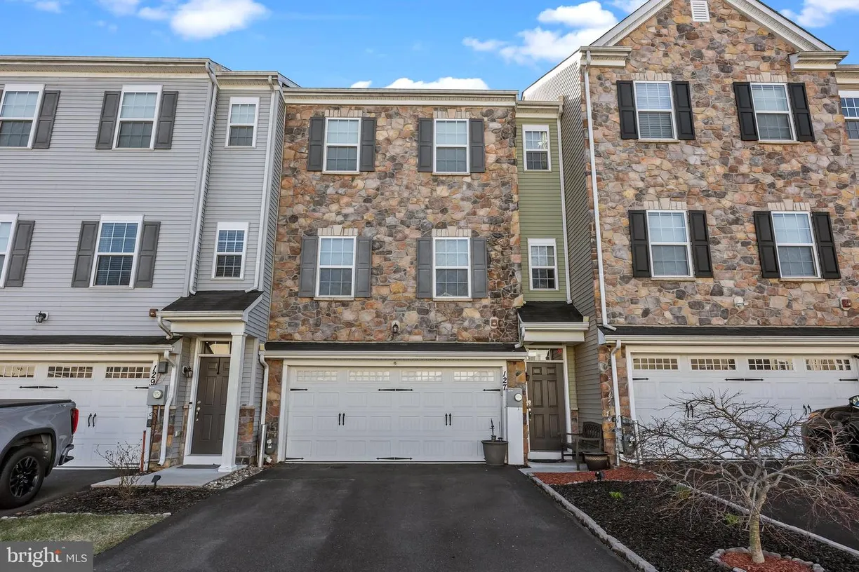 Central NJ/Bucks County, PA Real Estate | View 127 Carters Mill Rd | 3 Beds, 3 Baths