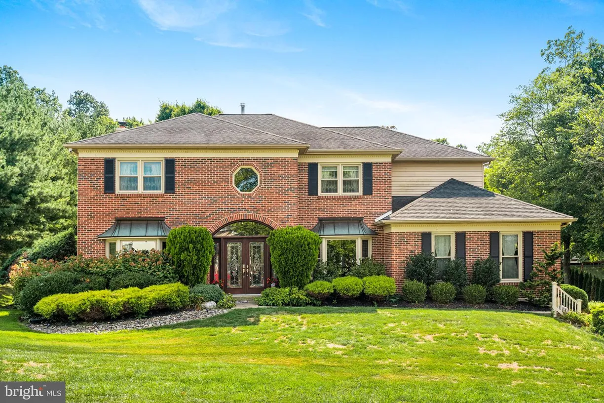 Central NJ/Bucks County, PA Real Estate | View 2057 Country Club Dr | 4 Beds, 2 Baths