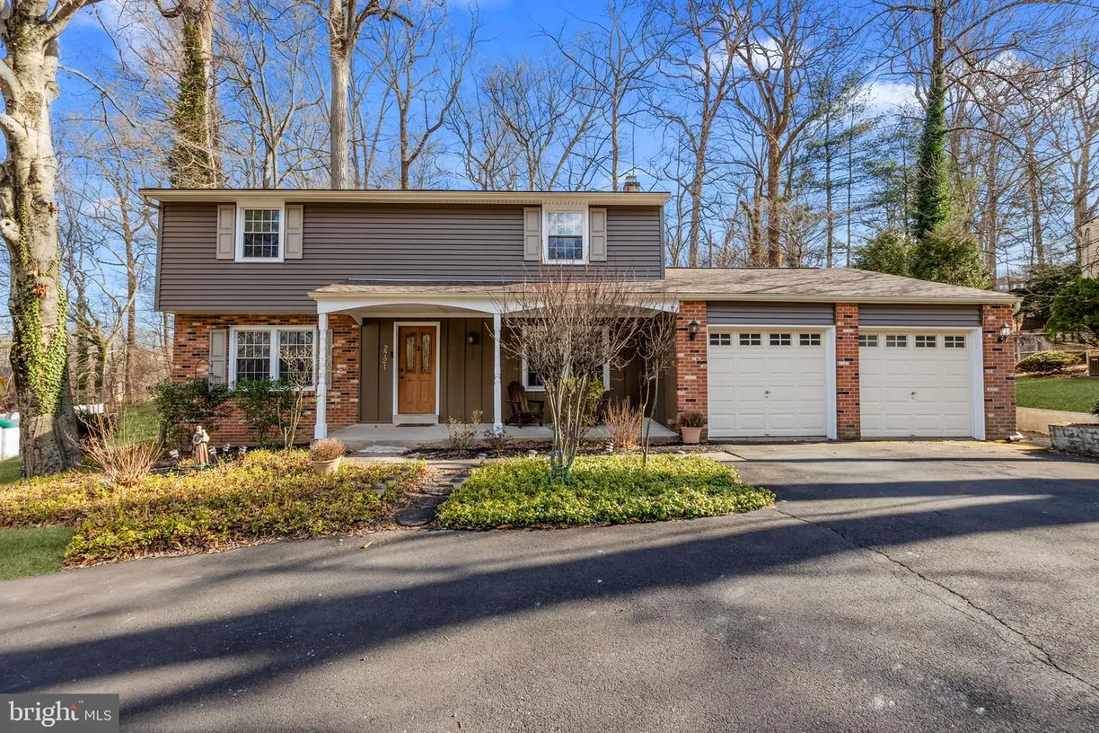 Central NJ/Bucks County, PA Real Estate | View 2721 Brownsville Rd | 4 Beds, 2 Baths