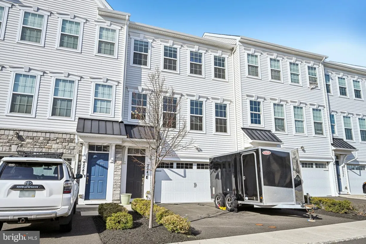 Central NJ/Bucks County, PA Real Estate | View 2241 Evin Dr | Listing