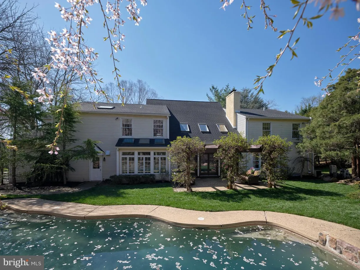 Central NJ/Bucks County, PA Real Estate | View 4705 Nottingham Way | Listing
