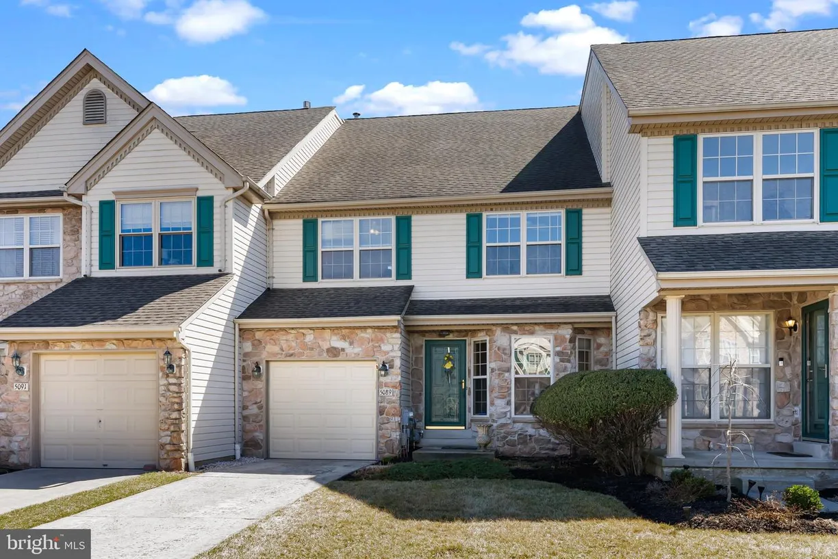 Central NJ/Bucks County, PA Real Estate | View 5089 Beacon Hill Ct | 3 Beds, 2 Baths