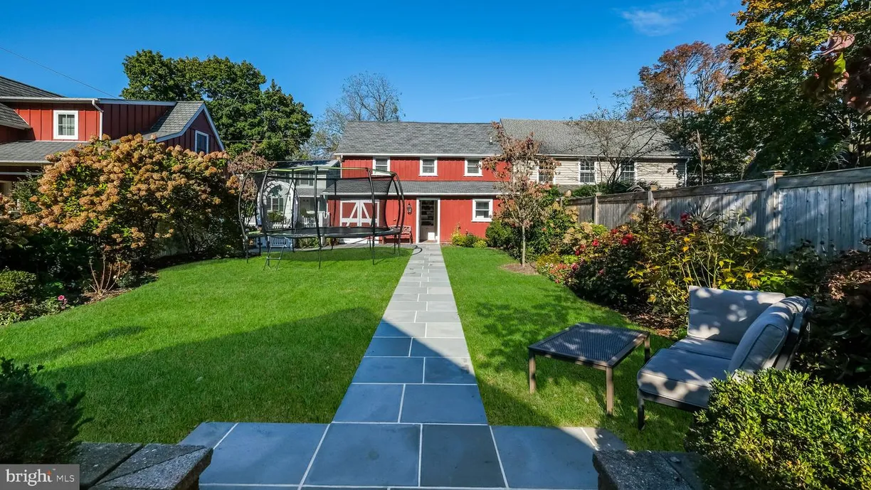 Central NJ/Bucks County, PA Real Estate | View 275 W Court St | Listing