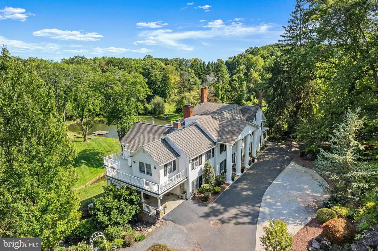 Central NJ/Bucks County, PA Real Estate | View 3039 Durham Rd | 5 Beds, 4 Baths
