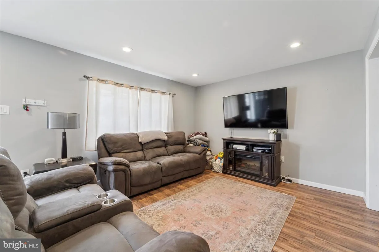 Central NJ/Bucks County, PA Real Estate | View 1835 Durham Rd | Listing