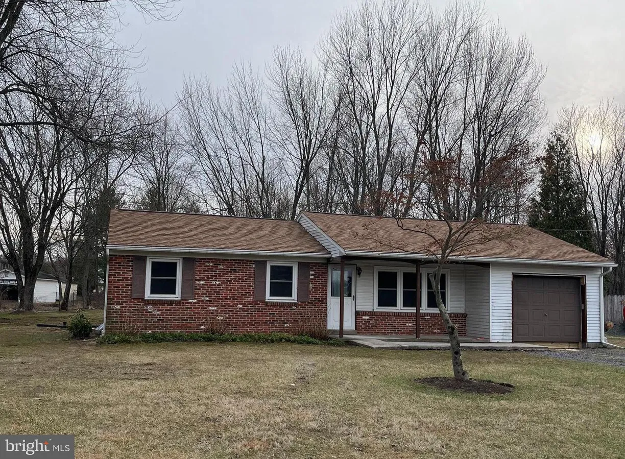Central NJ/Bucks County, PA Real Estate | View 5834 Durham Rd | 3 Beds