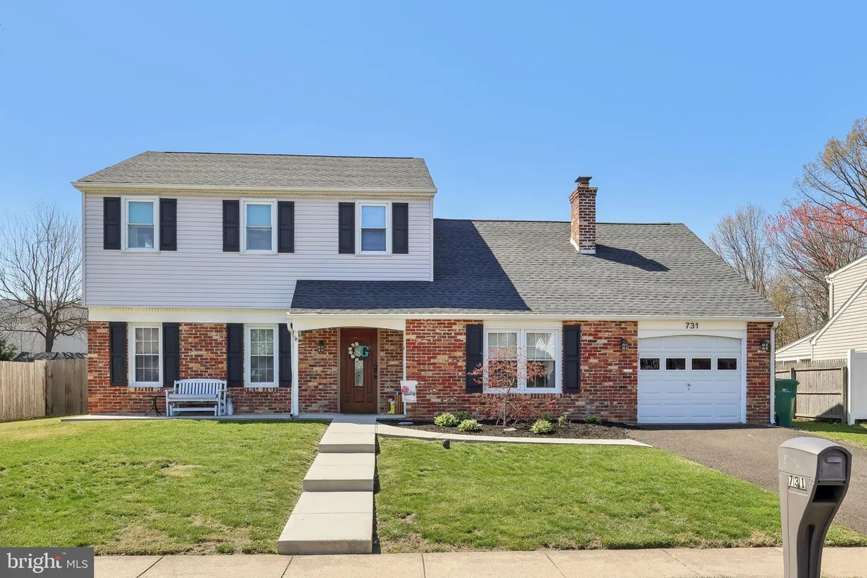 Central NJ/Bucks County, PA Real Estate | View 731 Fairbridge Dr | 4 Beds, 3 Baths