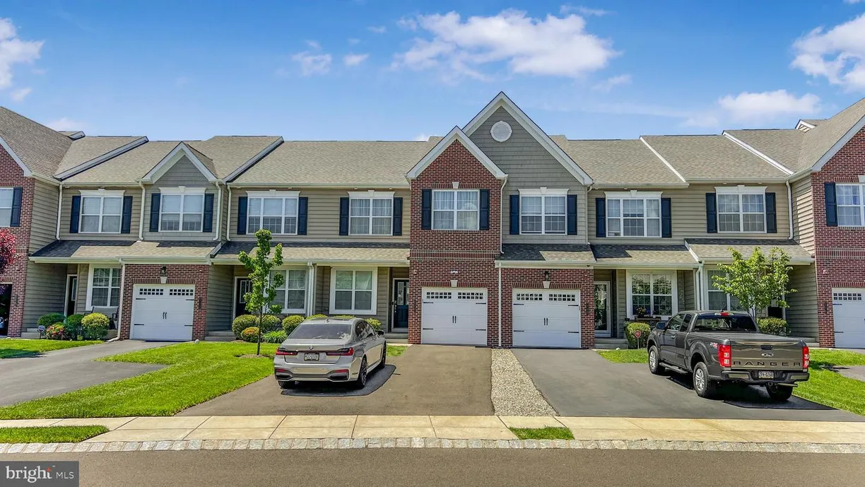Central NJ/Bucks County, PA Real Estate | View 120 Saddlebrook Dr | Listing