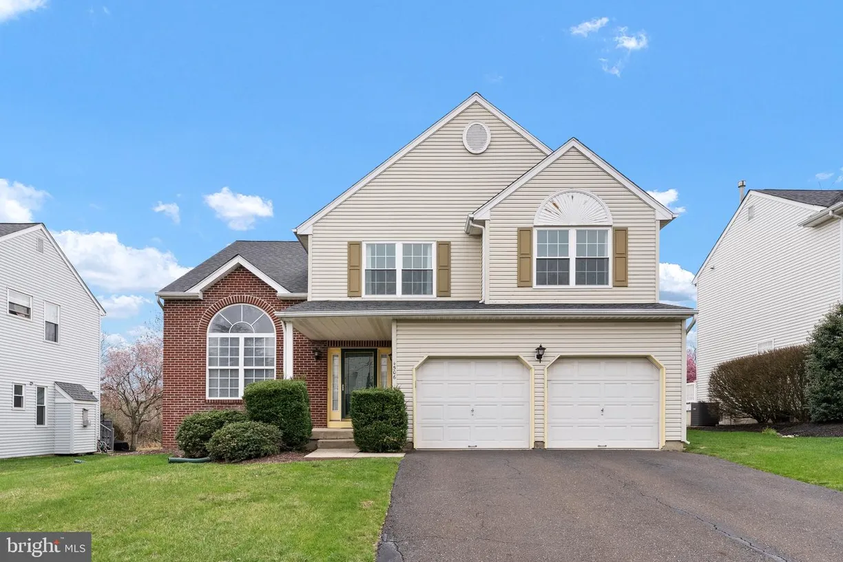 Central NJ/Bucks County, PA Real Estate | View 4506 Old Oak Rd | 3 Beds, 2 Baths