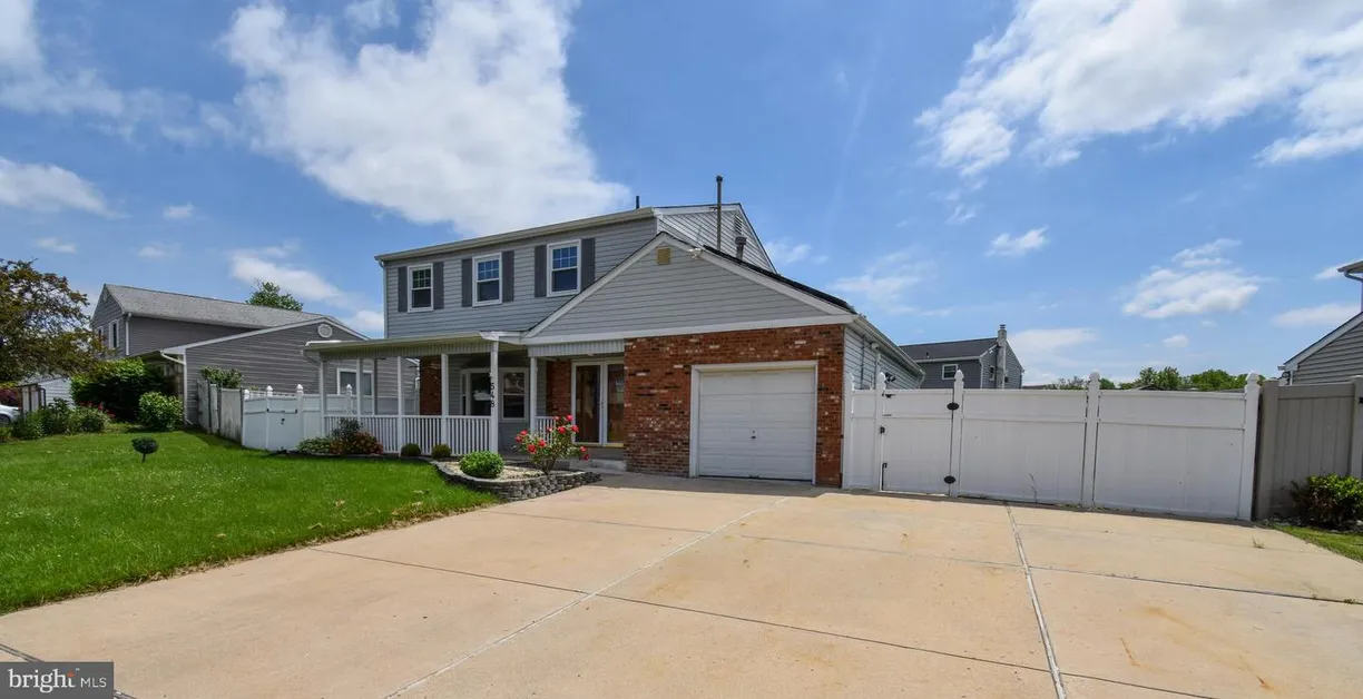 Central NJ/Bucks County, PA Real Estate | View 548 Cassingham Rd | 4 Beds, 2 Baths