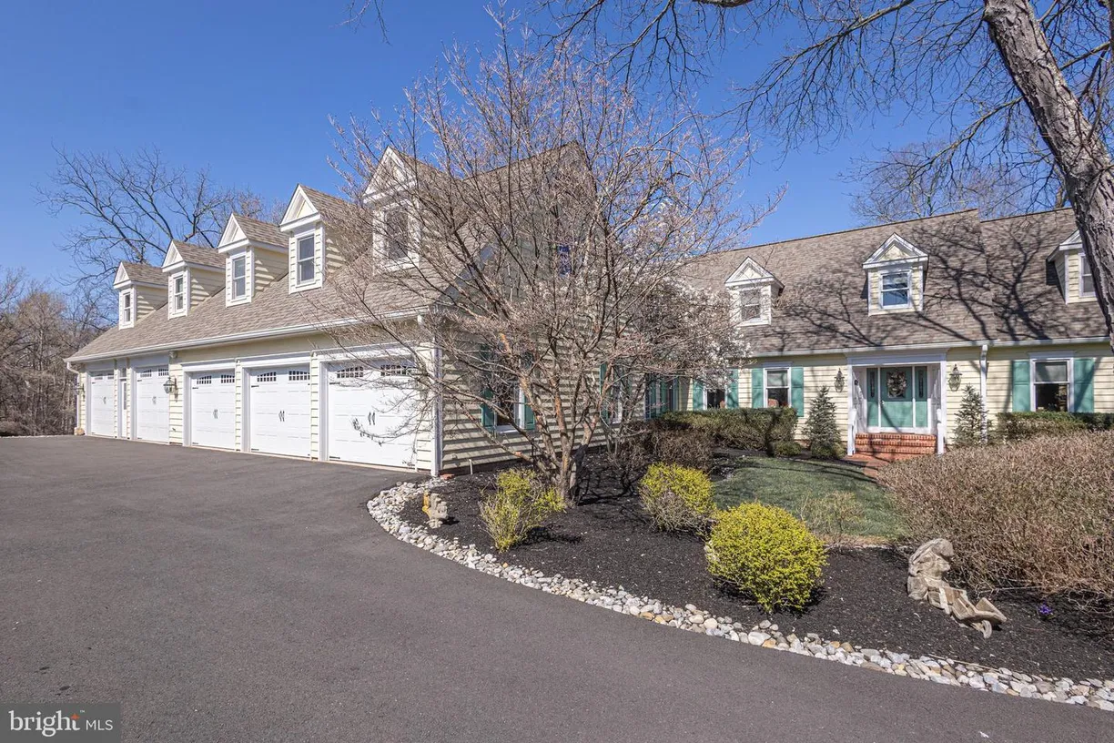Central NJ/Bucks County, PA Real Estate | View 1045 Washington Crossing Rd | Listing