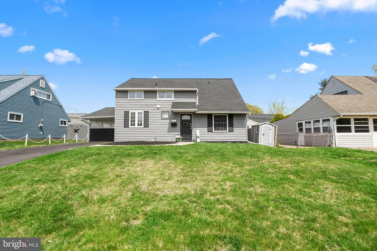 Central NJ/Bucks County, PA Real Estate | View 47 Idolstone Rd | 3 Beds, 2 Baths