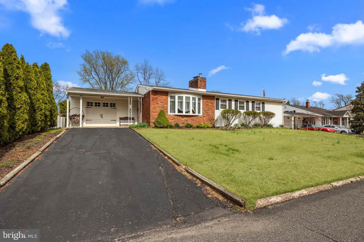 Central NJ/Bucks County, PA Real Estate | View 245 Cambria Ave | 3 Beds, 2 Baths