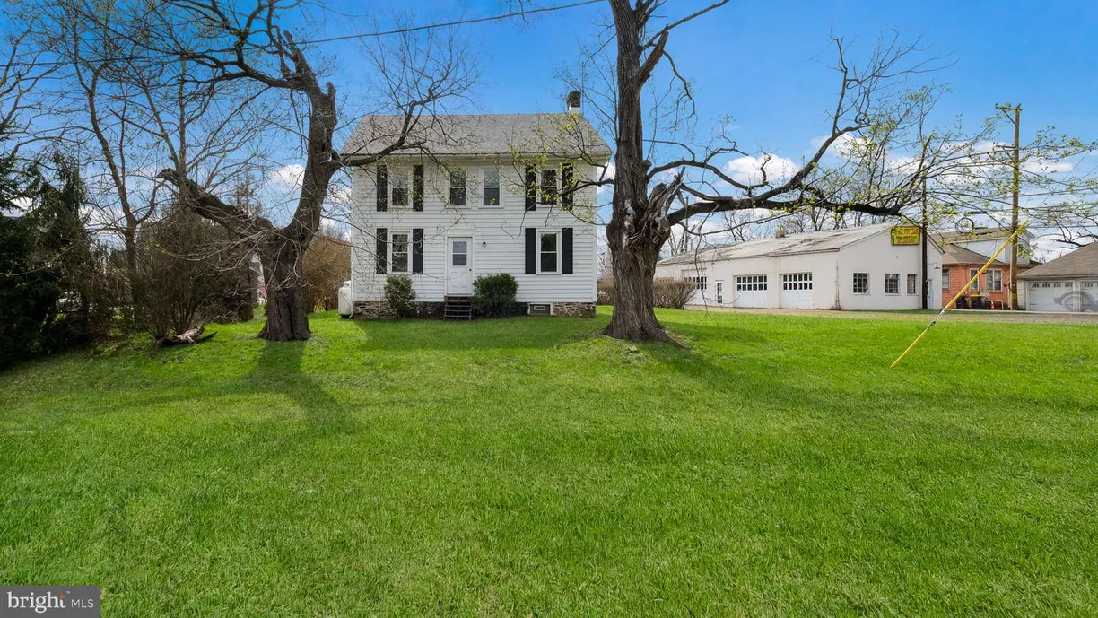 Central NJ/Bucks County, PA Real Estate | View 5182 Point Pleasant Pike | 3 Beds, 2 Baths