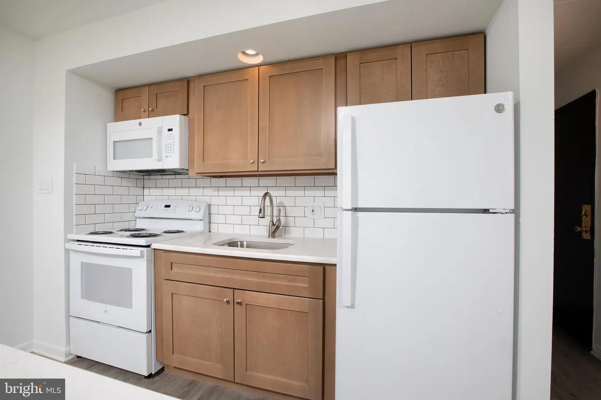 Central NJ/Bucks County, PA Real Estate | View 25 W Bridge St | Listing