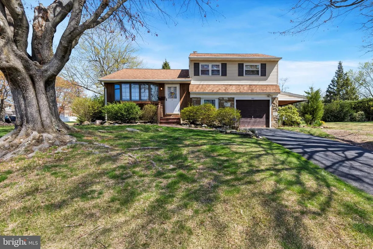Central NJ/Bucks County, PA Real Estate | View 301 Gibson Ave | 3 Beds, 1 Bath
