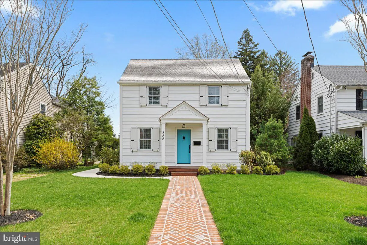 Central NJ/Bucks County, PA Real Estate | View 388 W Oakland Ave | 2 Beds, 2 Baths