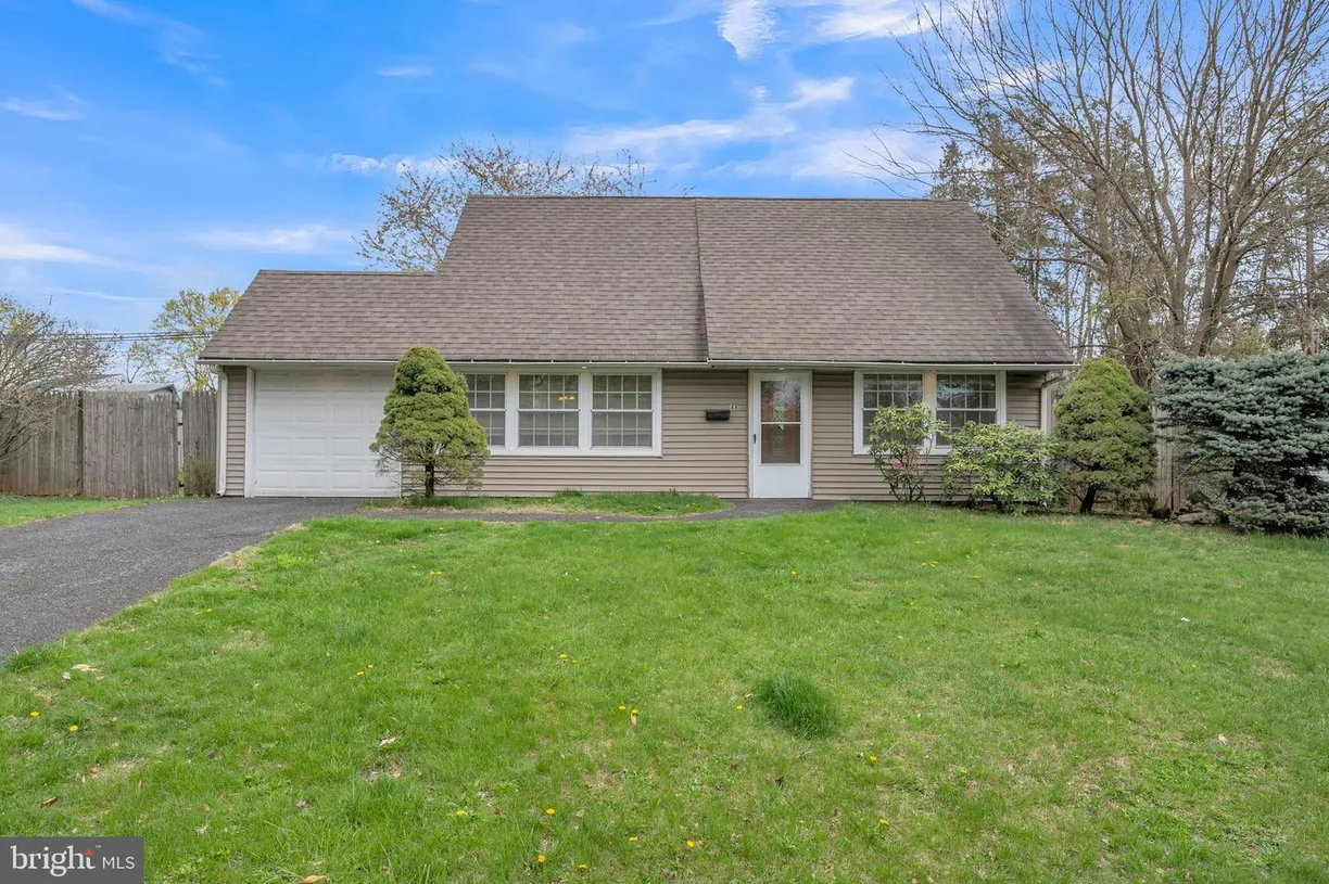 Central NJ/Bucks County, PA Real Estate | View 48 Lower Orchard Dr | 4 Beds, 2 Baths