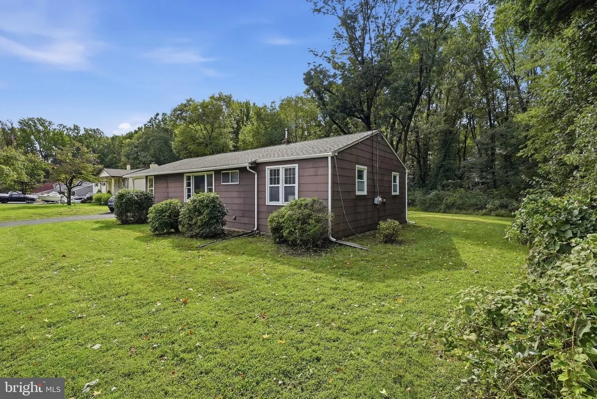 2584 Galloway Rd, BENSALEM, PA 19020 Property for sale