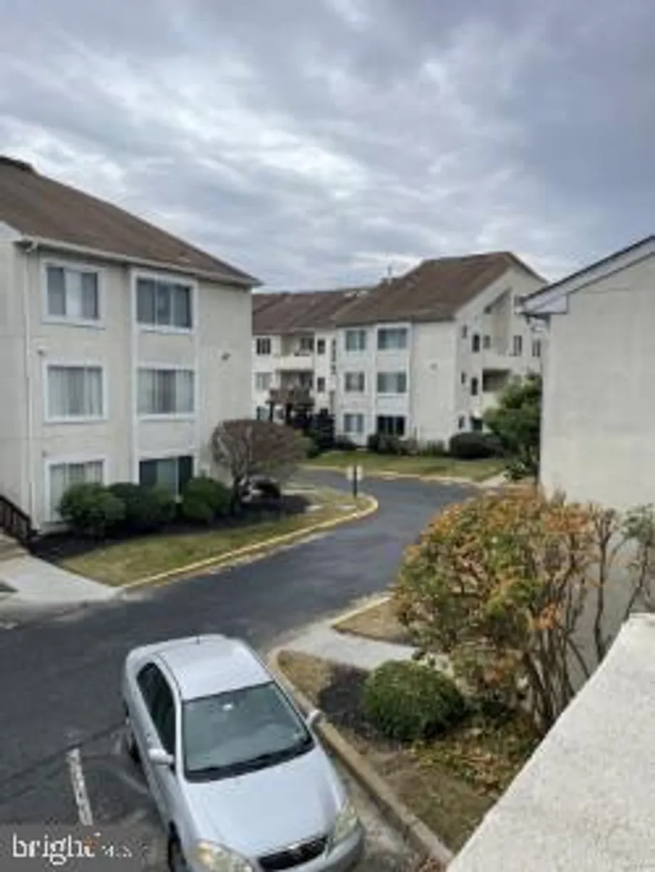 Central NJ/Bucks County, PA Real Estate | View 9200 Blue Grass Rd, h176 | Listing