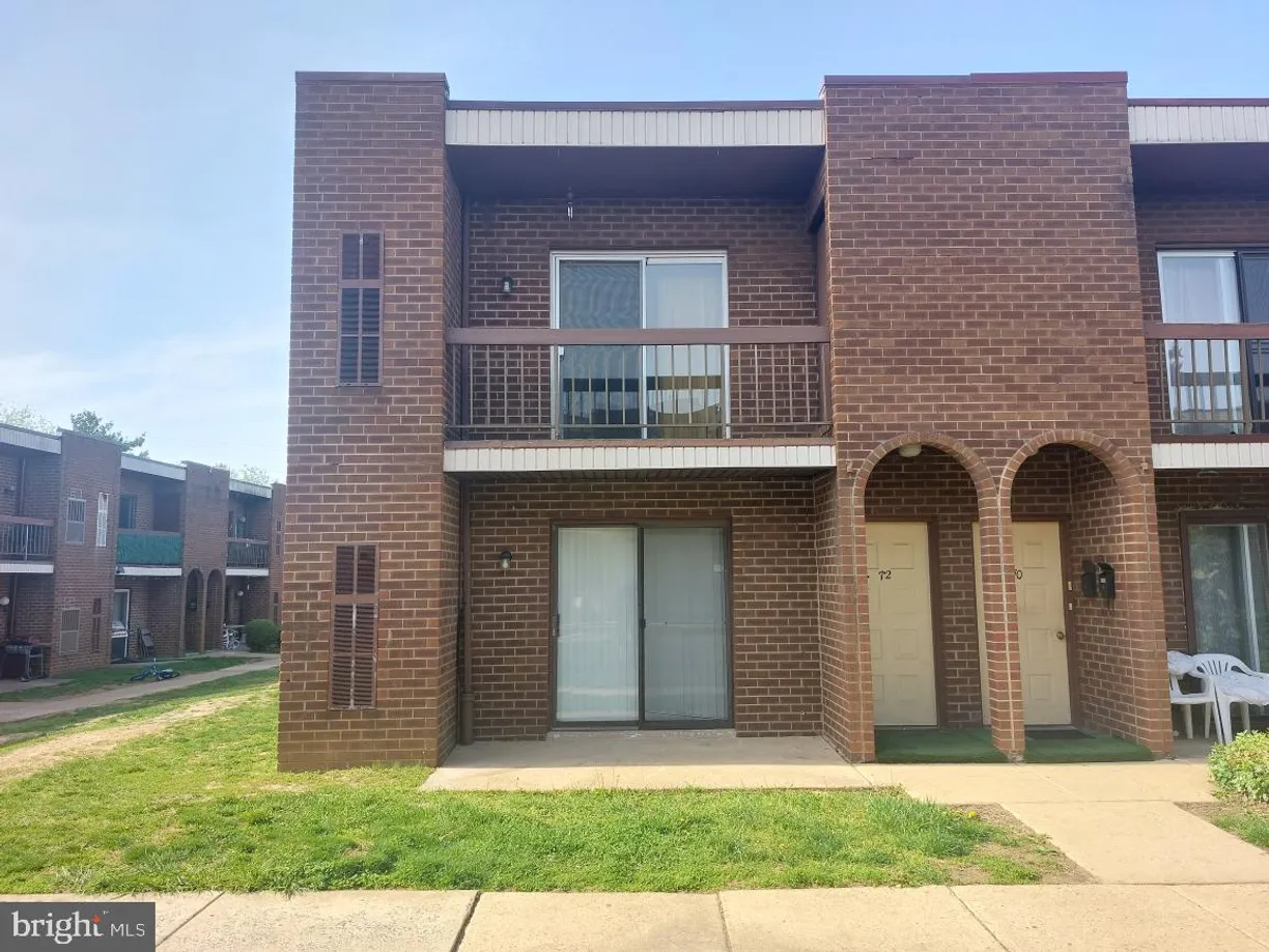 Central NJ/Bucks County, PA Real Estate | View 9926 -unit, 72 Haldeman Ave | 4 Beds