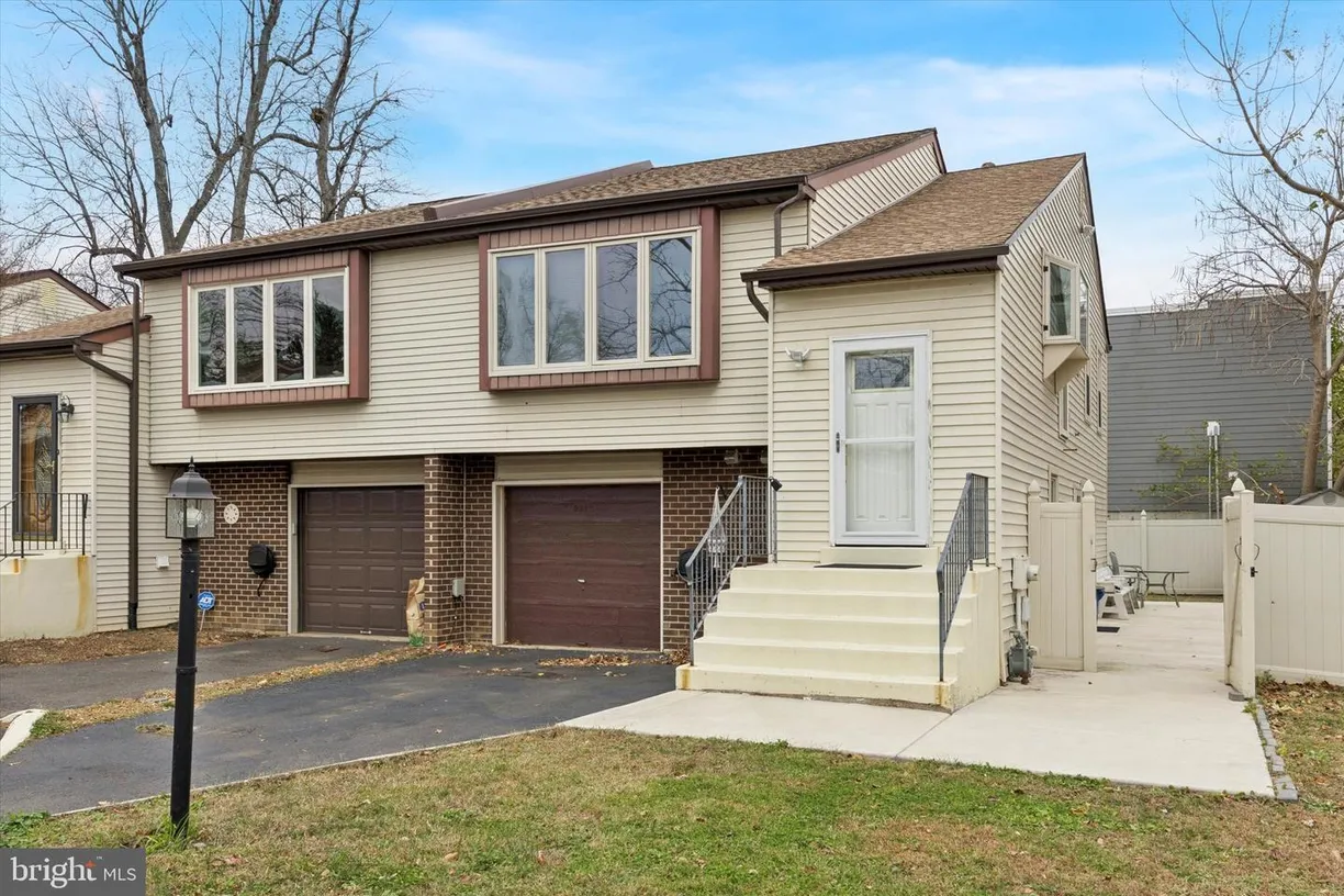 9312 Voits, PHILADELPHIA, PA 19115 Property for sale