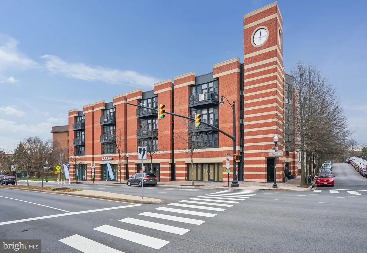 Washington Metro Area Real Estate | View 3800 Langston Blvd, 407 | 2 Beds, 2 Baths