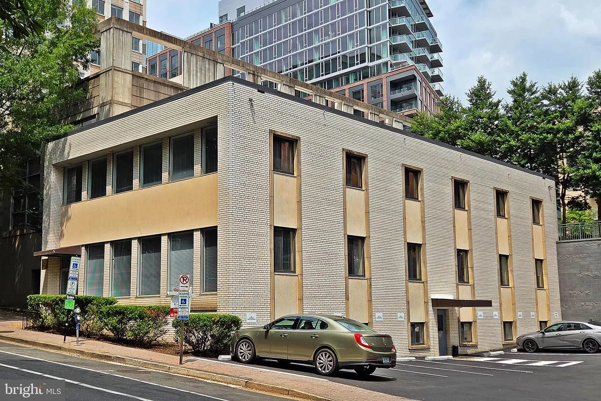 Washington Metro Area Real Estate | View 2007 15th St N, 1