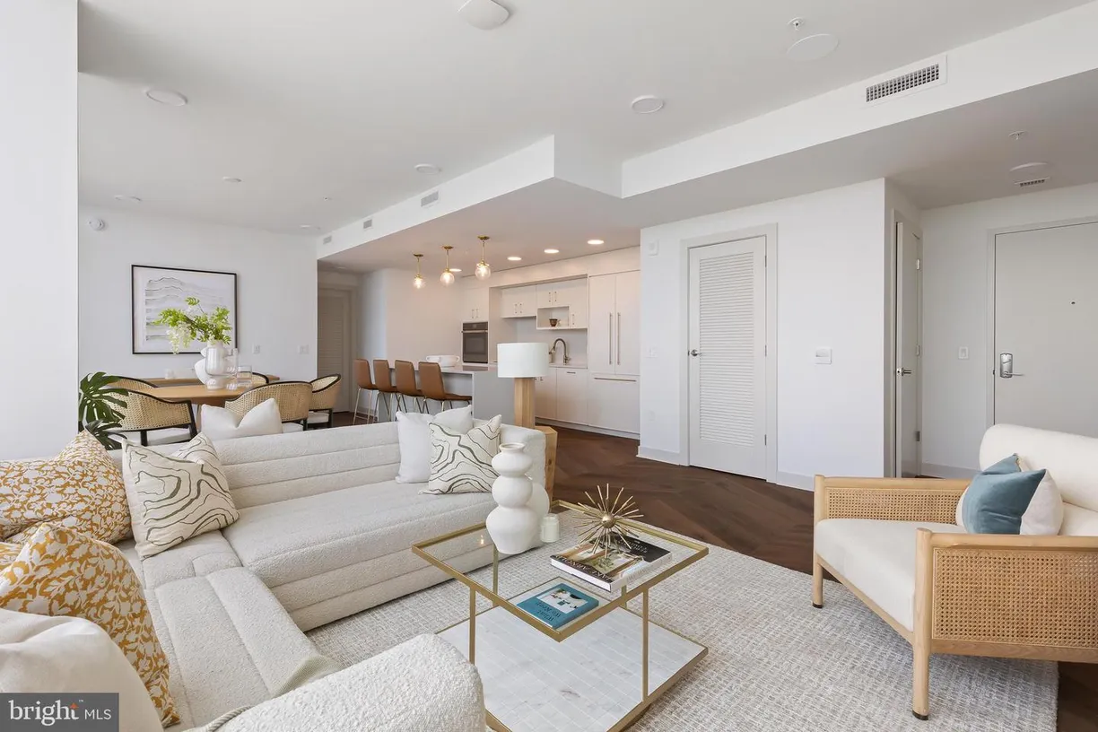 Washington Metro Area Real Estate | View 2055 15th St N, 2003 | 3 Beds