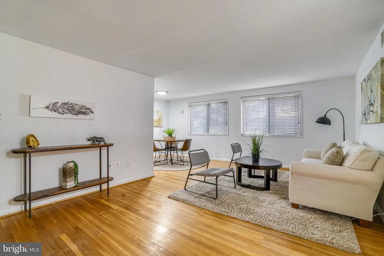 Washington Metro Area Real Estate | View 2016 N Adams St, 204 | 1 Bed, 1 Bath