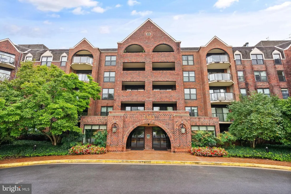 Washington Metro Area Real Estate | View 2100 Langston Blvd, 210 | 2 Beds, 2 Baths