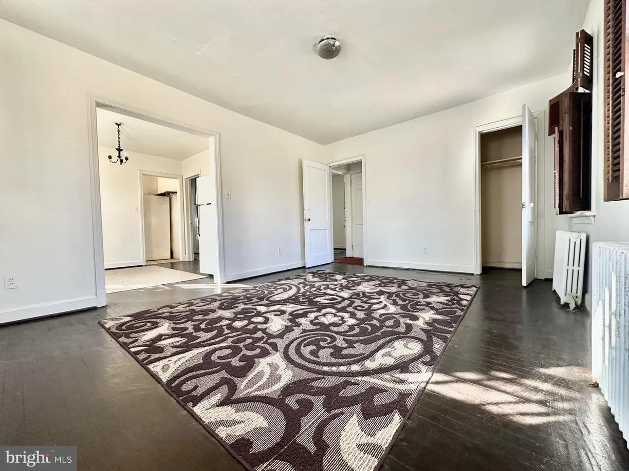 Washington Metro Area Real Estate | View 1300 N Hudson St, top Floor | 4 Beds