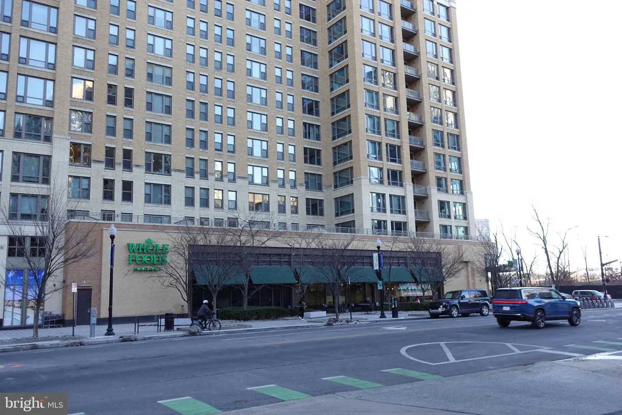 Washington Metro Area Real Estate | View 1211 S Eads St, 804 | Listing