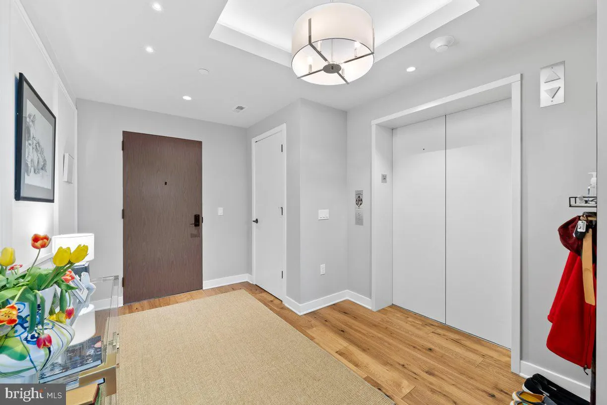 Washington Metro Area Real Estate | View 1781 N Pierce St, 1402 | Listing