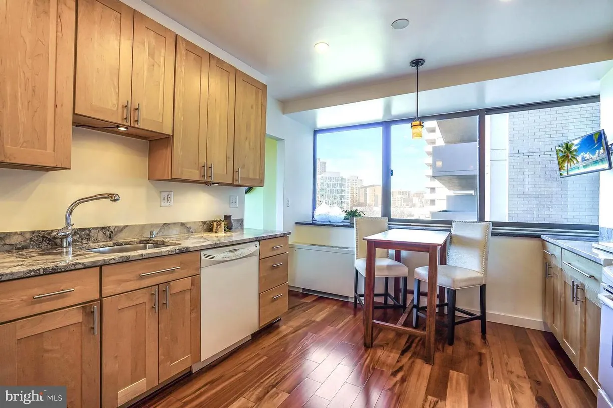 Washington Metro Area Real Estate | View 4141 N Henderson Rd, 511 | Listing