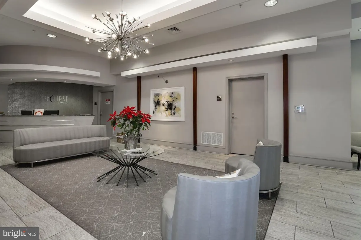 Washington Metro Area Real Estate | View 3600 S Glebe Rd, 215w | Listing