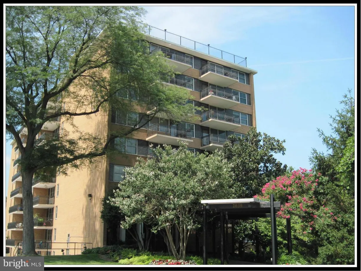 Washington Metro Area Real Estate | View 2030 N Adams St, 605
