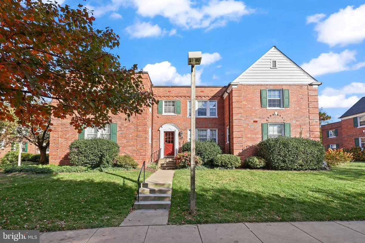 Washington Metro Area Real Estate | View 1801 Queens Ln, 2-134 | Listing